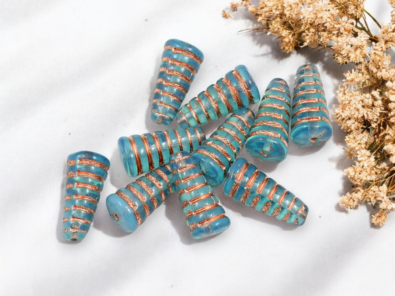 *10* 19x9mm Copper Washed Transparent Aqua Honeycomb Cone Beads
